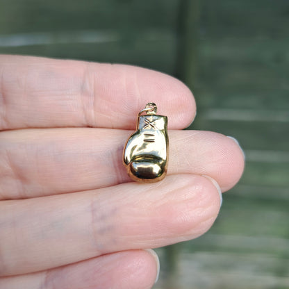 Vintage 9ct Gold Boxing Glove Charm