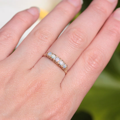 Vintage 9ct Gold Opal 5 Stone Ring