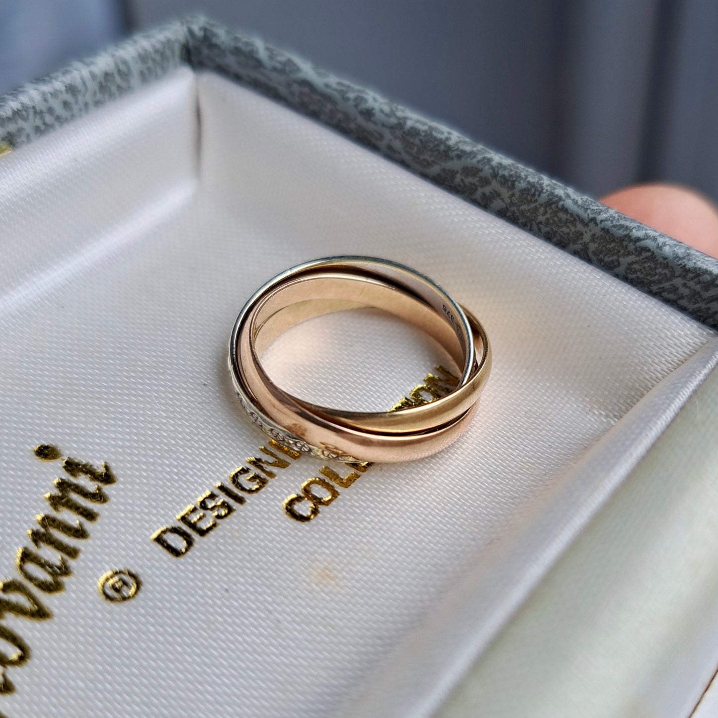 Pre-owned 9ct Tri Colour Gold Russian Wedding Ring, Size K