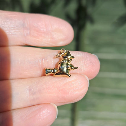 Vintage 9ct Gold Puffy Witch Charm, 1990s