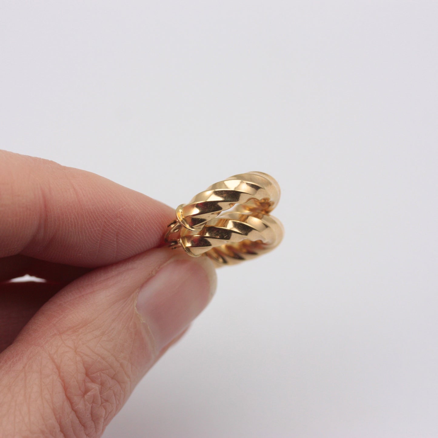 Pre-owned 9ct Yellow Gold Small Chunky Twist Hoop Earrings