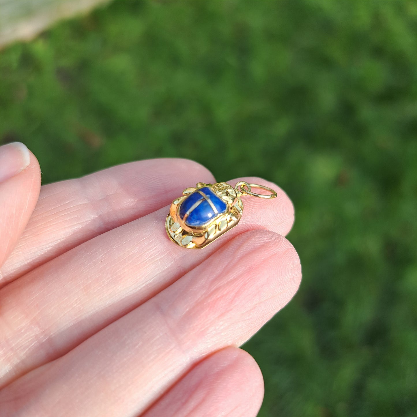 Vintage Egyptian 18ct Gold and Lapis Lazuli Scarab Beetle Charm