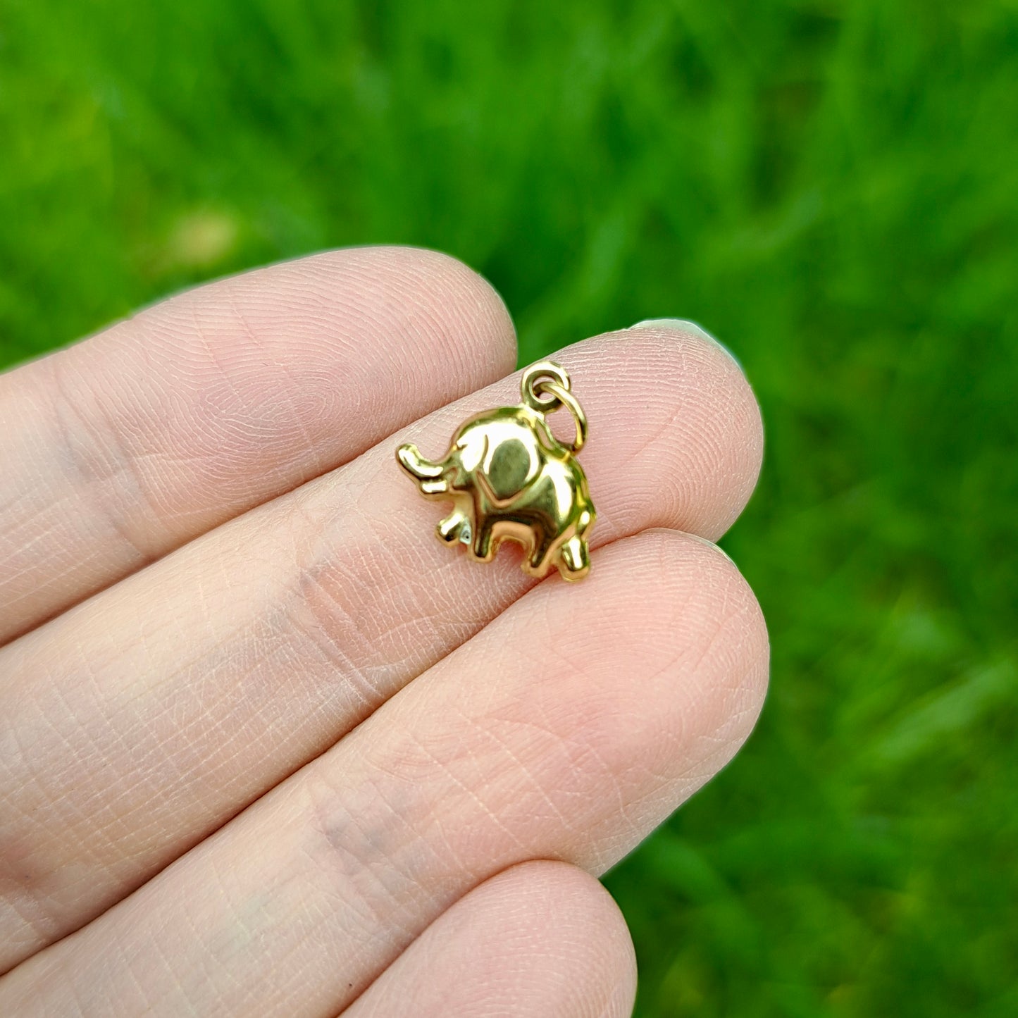 Vintage 9ct Gold Mini Elephant Charm
