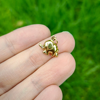 Vintage 9ct Gold Mini Elephant Charm