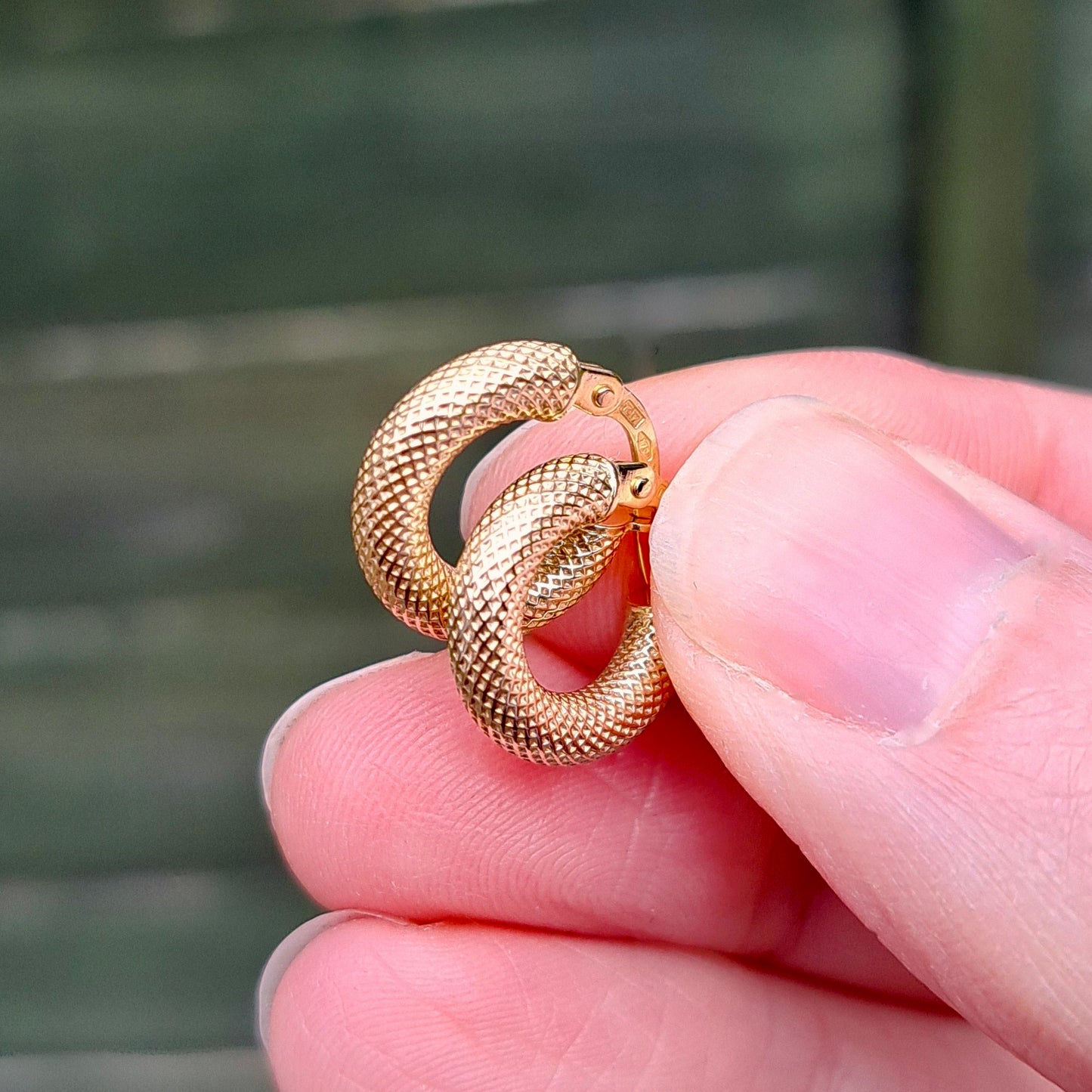 Pre-owned Small Textured 9ct Italian Gold Hoop Earrings