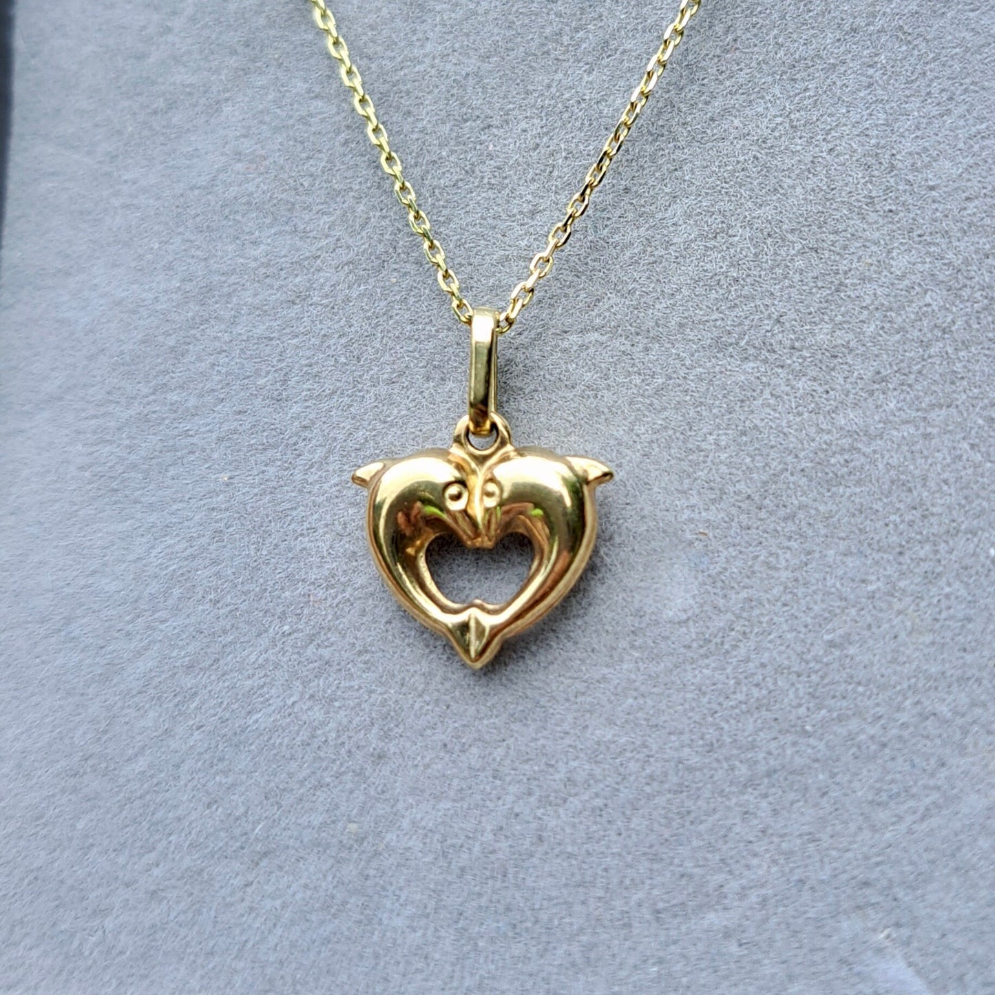 Mini 9ct Gold Dolphin Heart Charm / Pendant