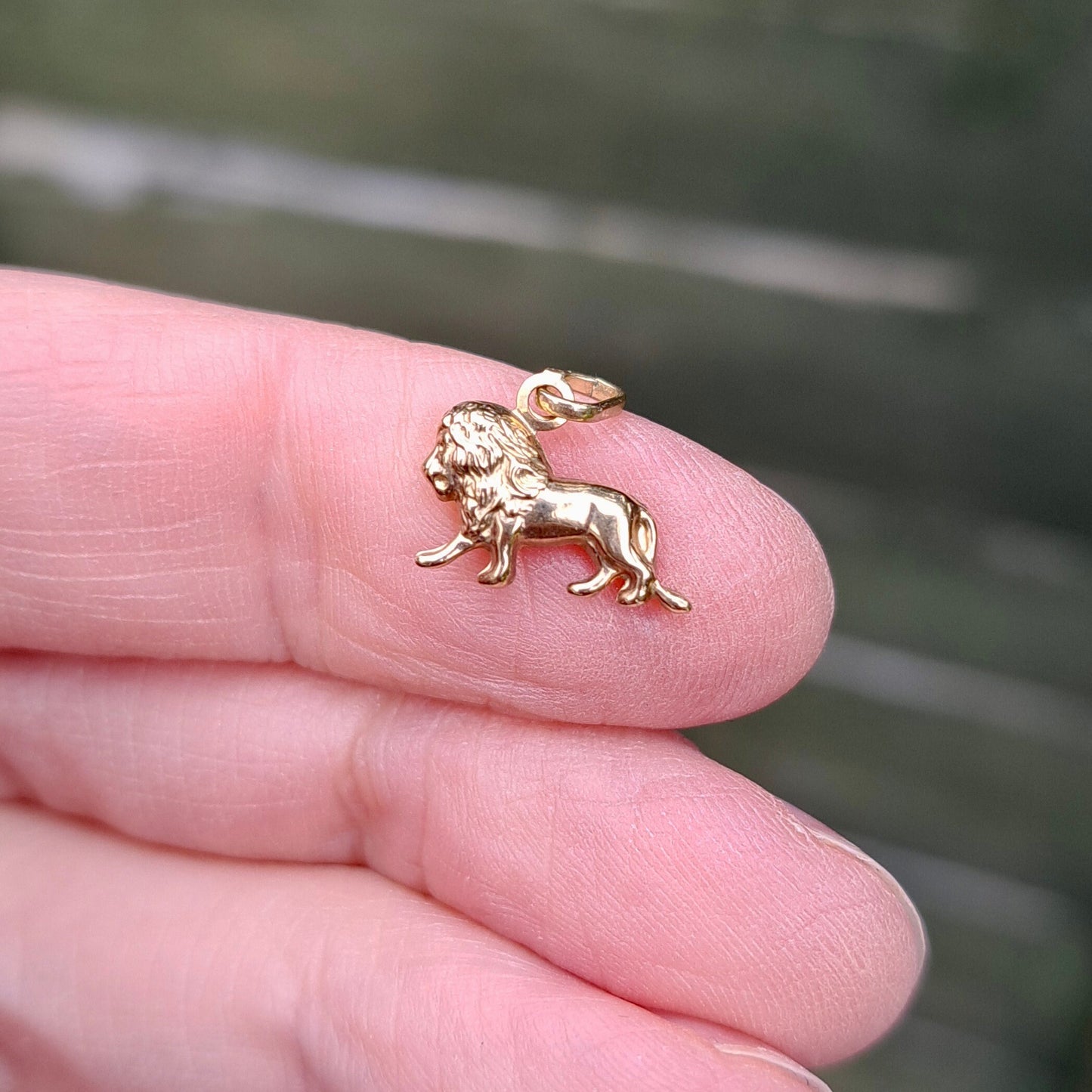 Mini 9ct Gold Puffy Lion Charm / Pendant