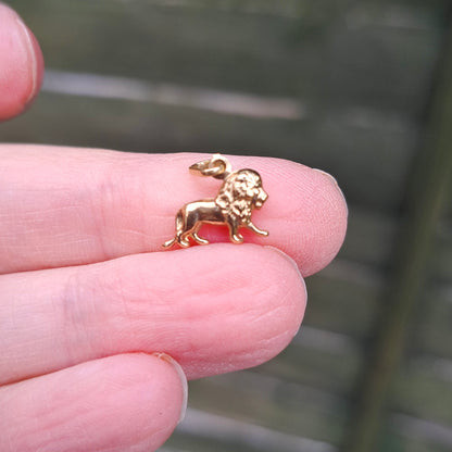 Mini 9ct Gold Puffy Lion Charm / Pendant