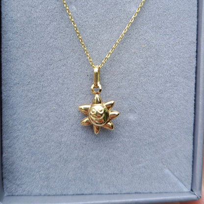Mini 9ct Gold Puffy Happy Sun Charm / Pendant