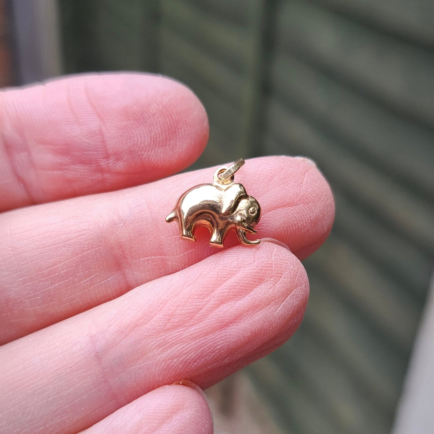 Mini 9ct Gold Puffy Elephant Charm / Pendant