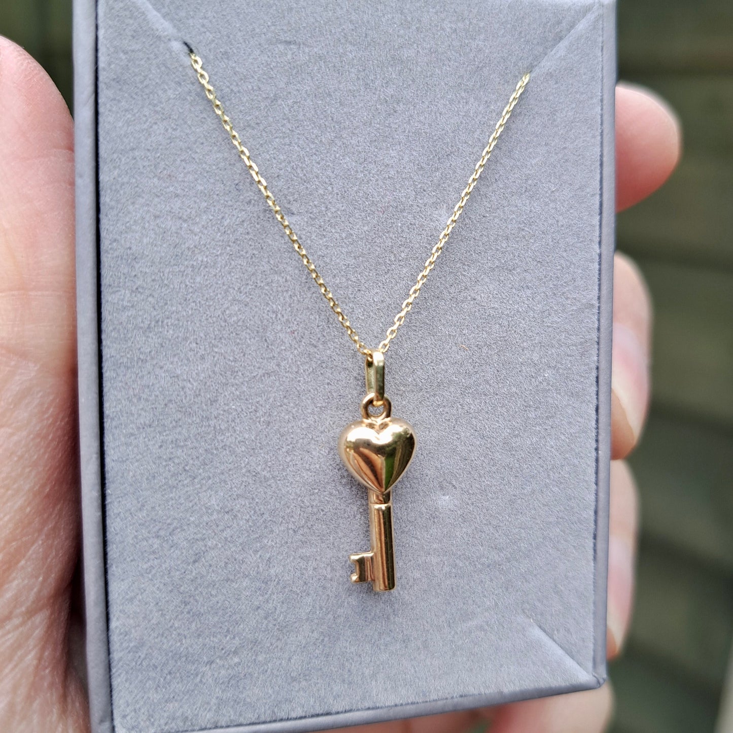 9ct Gold Puffy Heart Key Charm / Pendant