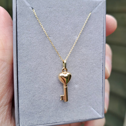 9ct Gold Puffy Heart Key Charm / Pendant