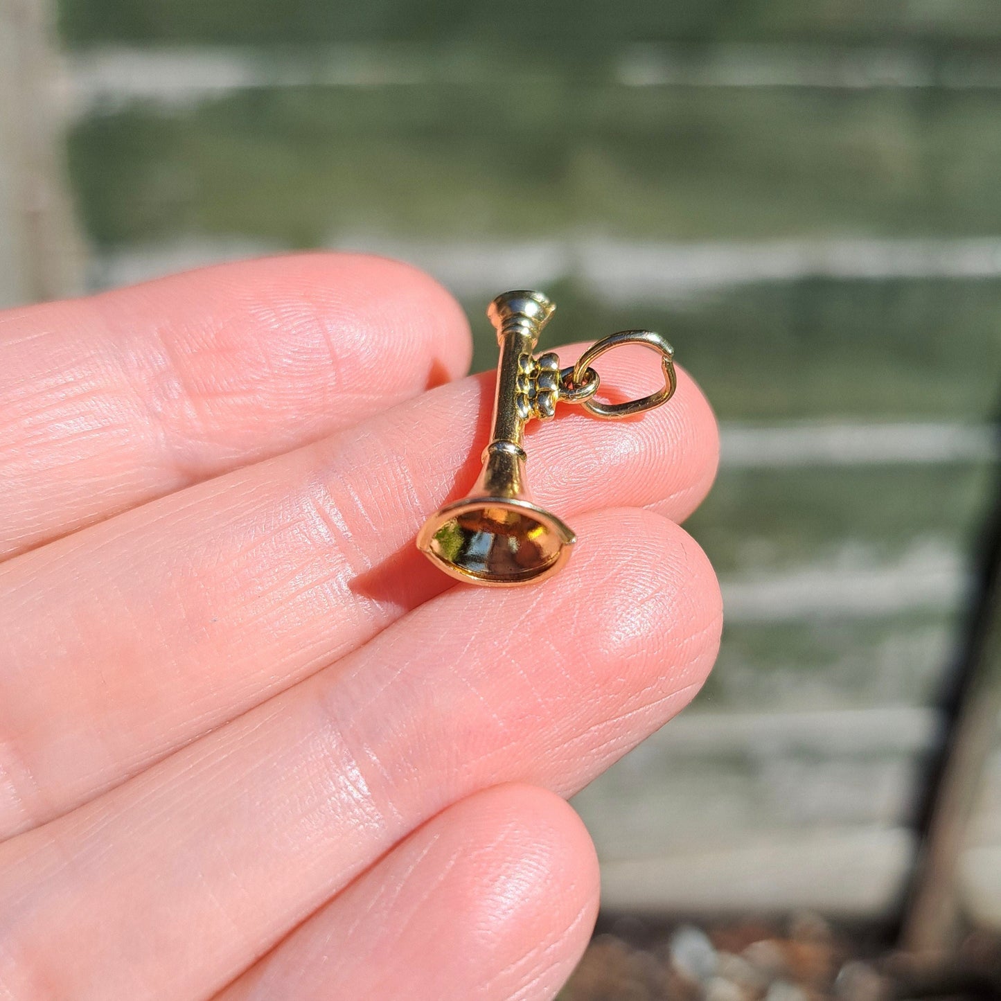 9ct Trumpet Charm / Pendant