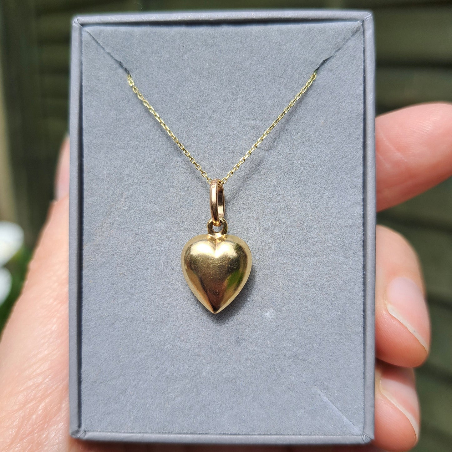 9ct Gold Plain Puffy Heart Charm / Pendant