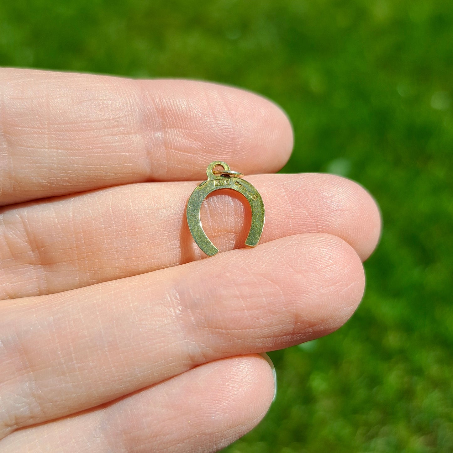 Small Vintage 9ct Gold Horseshoe Charm, 1957