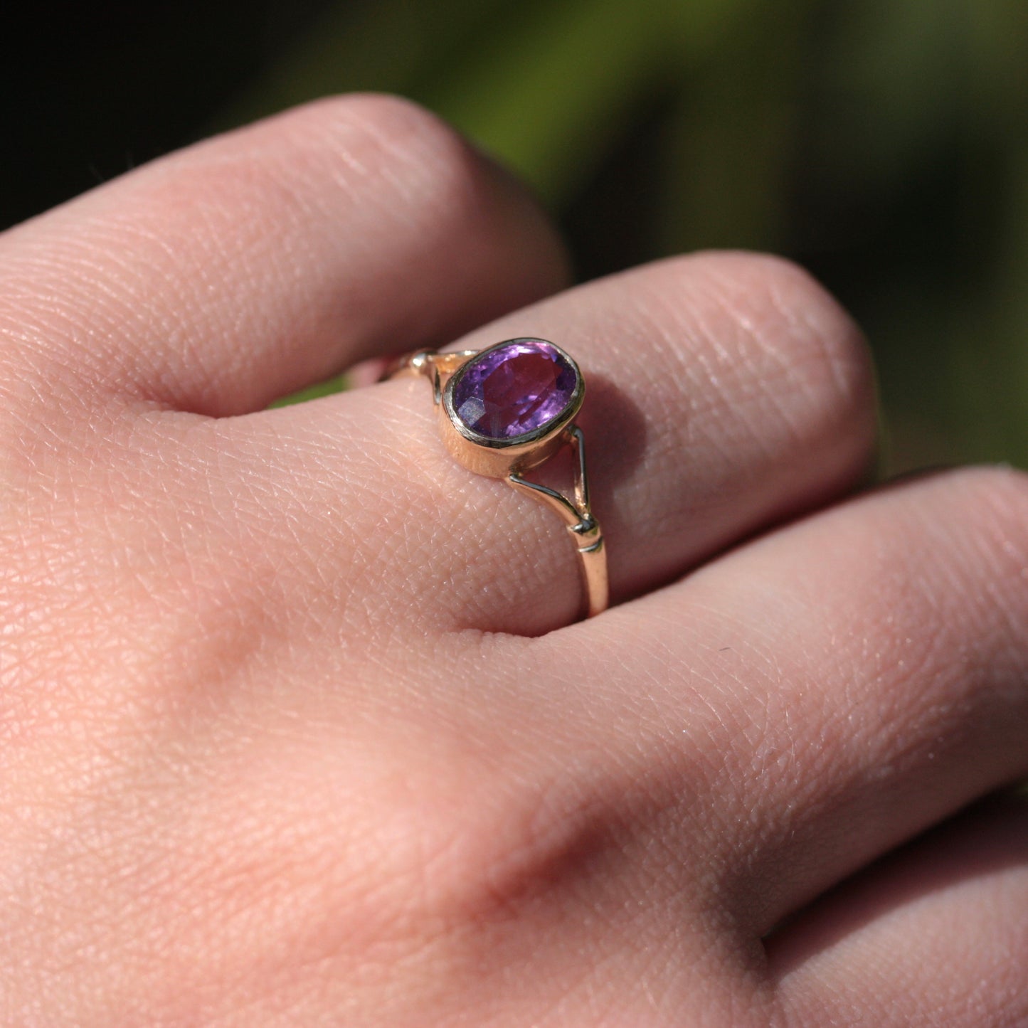 Vintage 9ct Gold and Amethyst Solitaire Ring, 1979