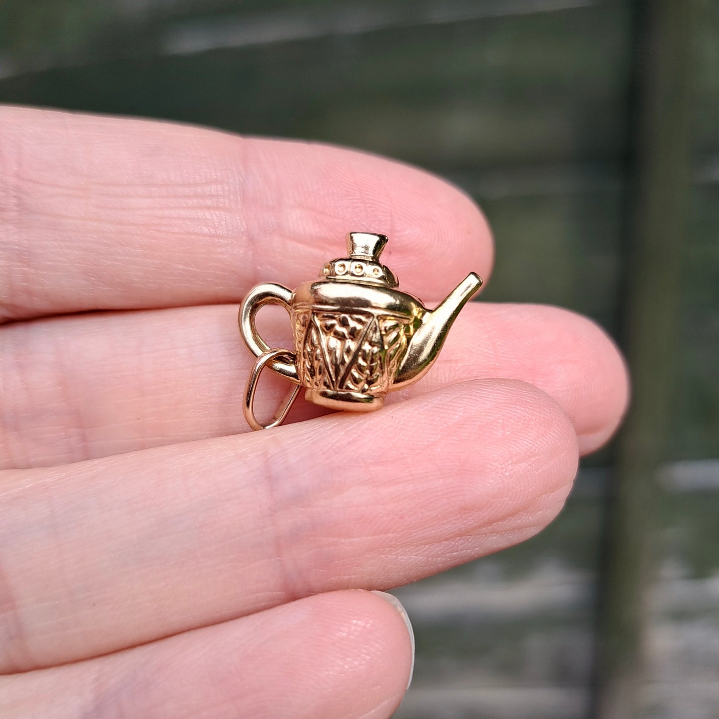 Vintage 9ct Gold Patterned Teapot Charm, 1995