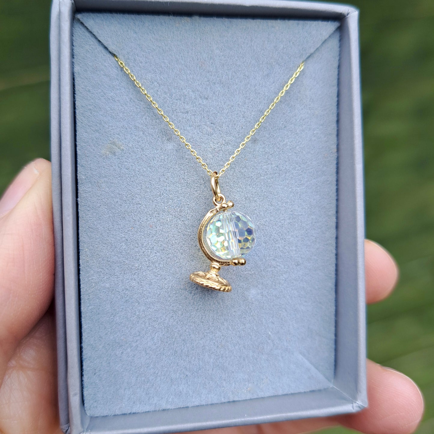 Vintage 9ct Gold Aurora Borealis Spinning Globe Charm