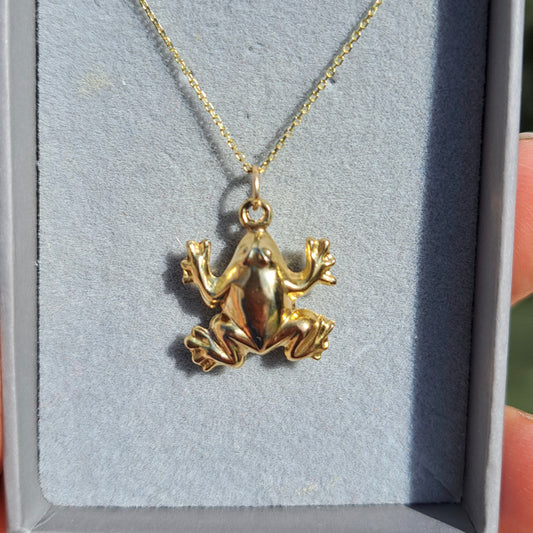 Vintage 9ct Gold Puffy Frog Charm