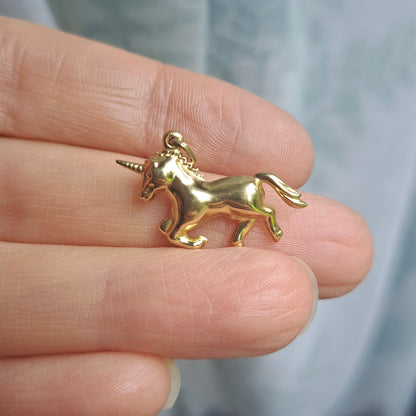 9ct Yellow Gold Puffy Unicorn Charm