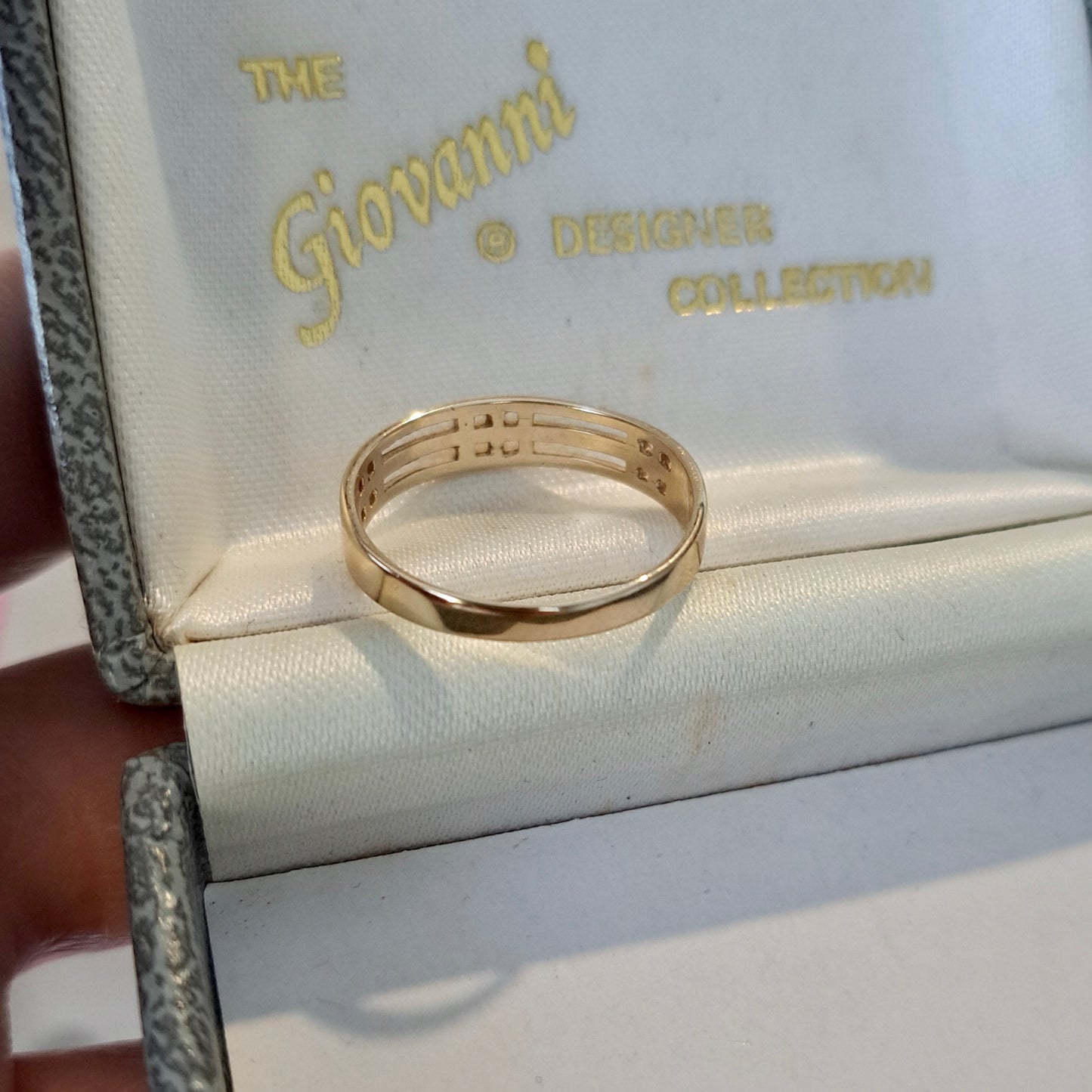 Pre-owned 9ct Yellow Gold Rennie Mackintosh Style Ring