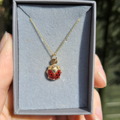 Vintage 9ct Gold and Enamel Ladybird Charm