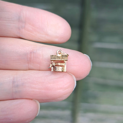 Vintage 9ct Gold Tiny Wishing Well Charm, 1960s