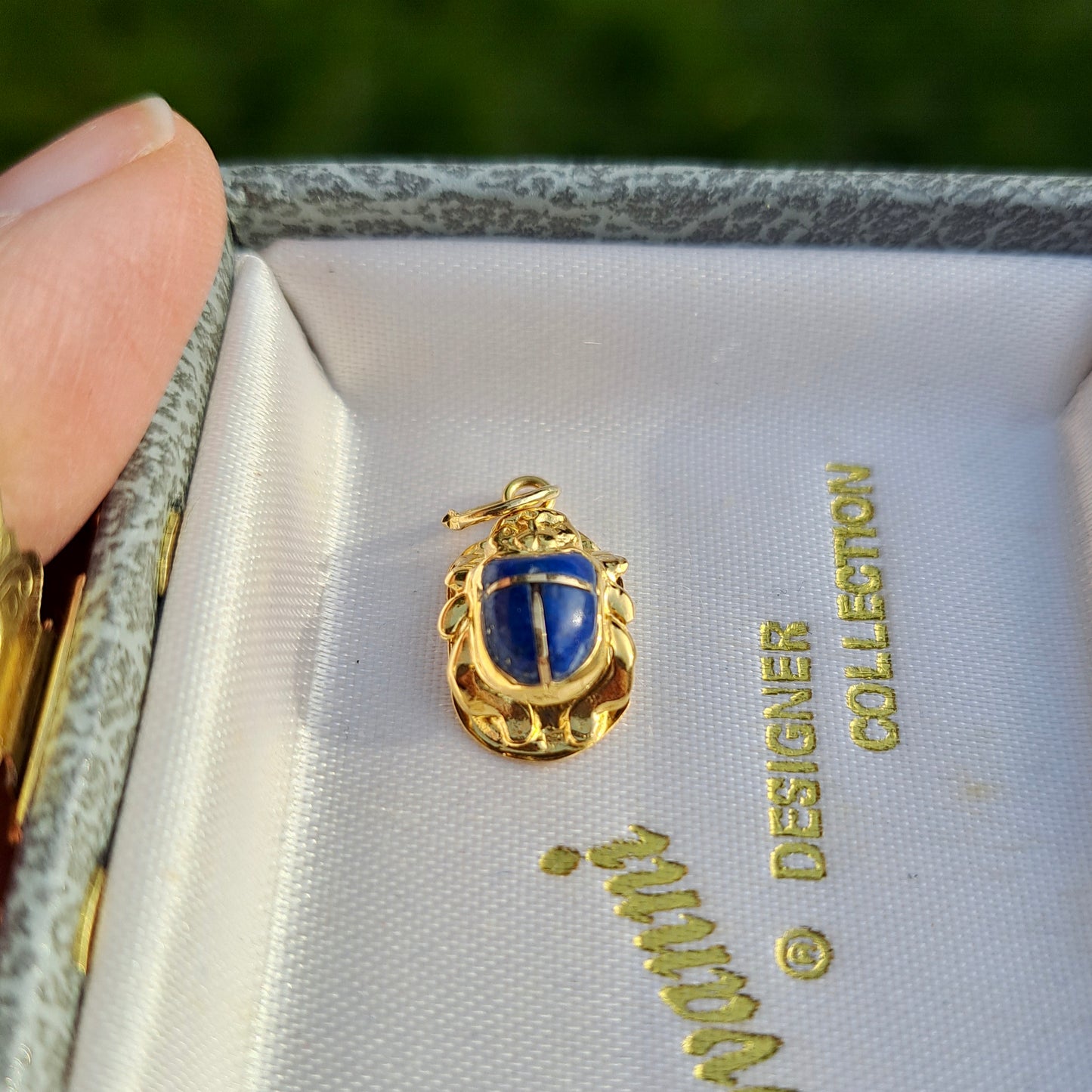 Vintage Egyptian 18ct Gold and Lapis Lazuli Scarab Beetle Charm