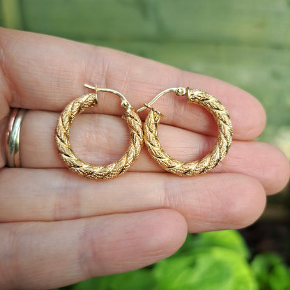 Pre-owned 9ct Italian Gold Textured Twist Hoop Earrings, Unoaerre