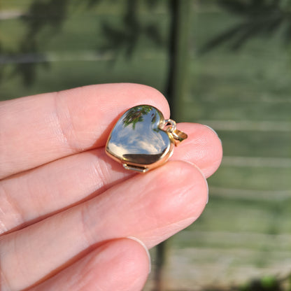 Late Vintage 9ct Yellow Gold Heart Locket