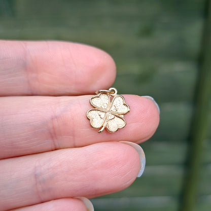 9ct Gold Textured 4 Leaf Clover Charm