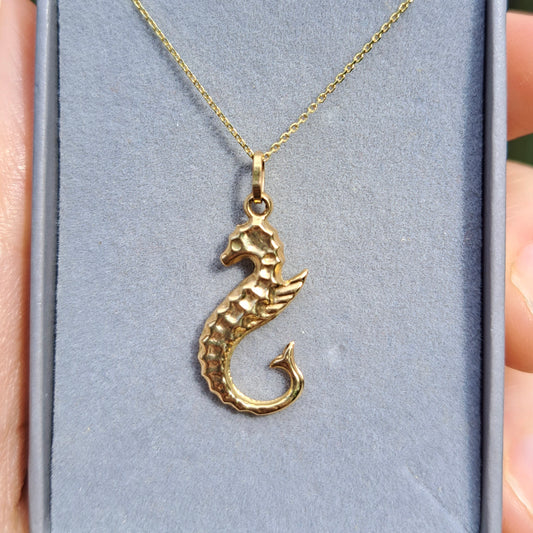9ct Gold Seahorse Charm / Pendant