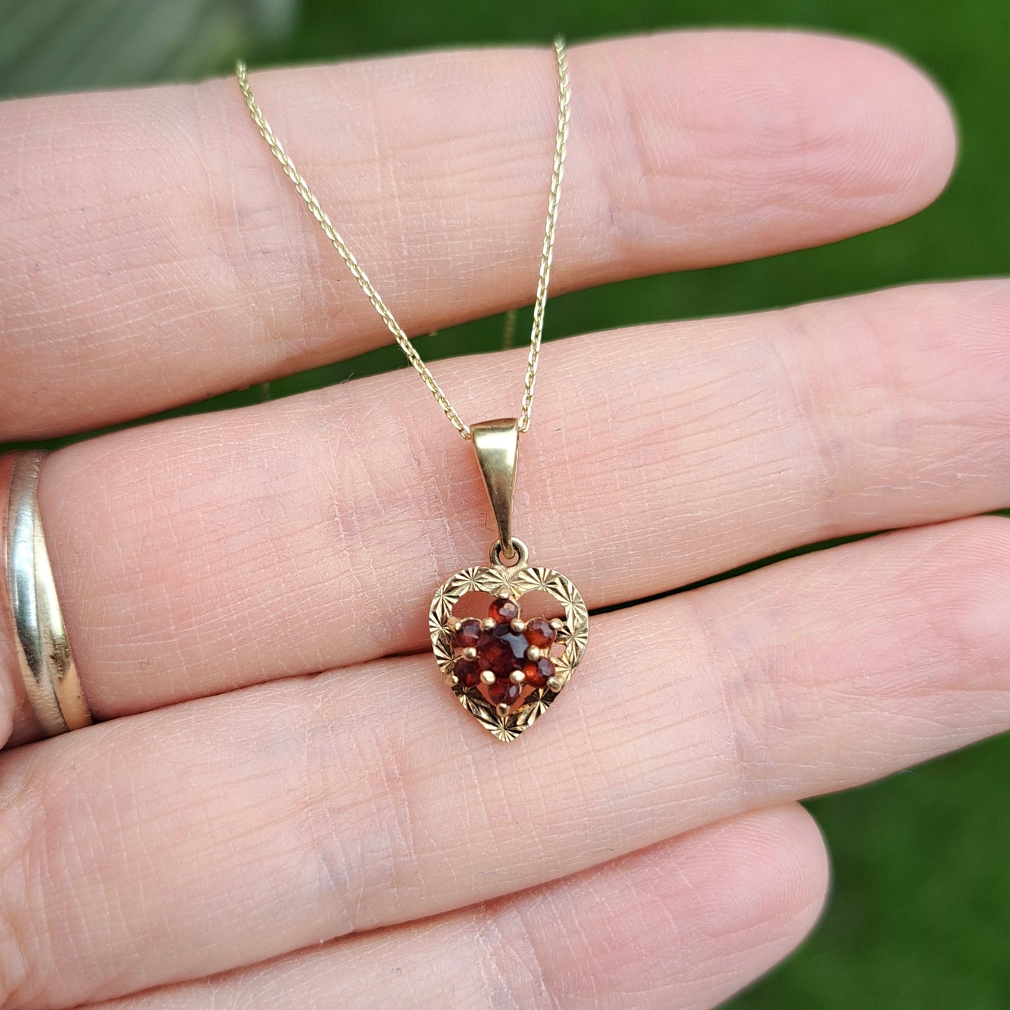 Vintage 9ct Gold and Garnet Cluster Heart Pendant, 1979