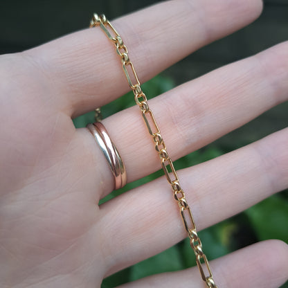 Pre-owned 9ct Yellow Gold Square Figaro Style Bracelet