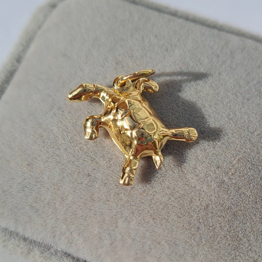 Vintage 9ct Yellow Gold Turtle Charm
