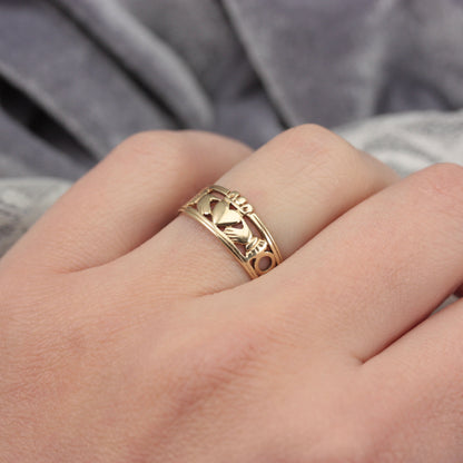 Vintage 9ct Gold Claddagh Band Ring