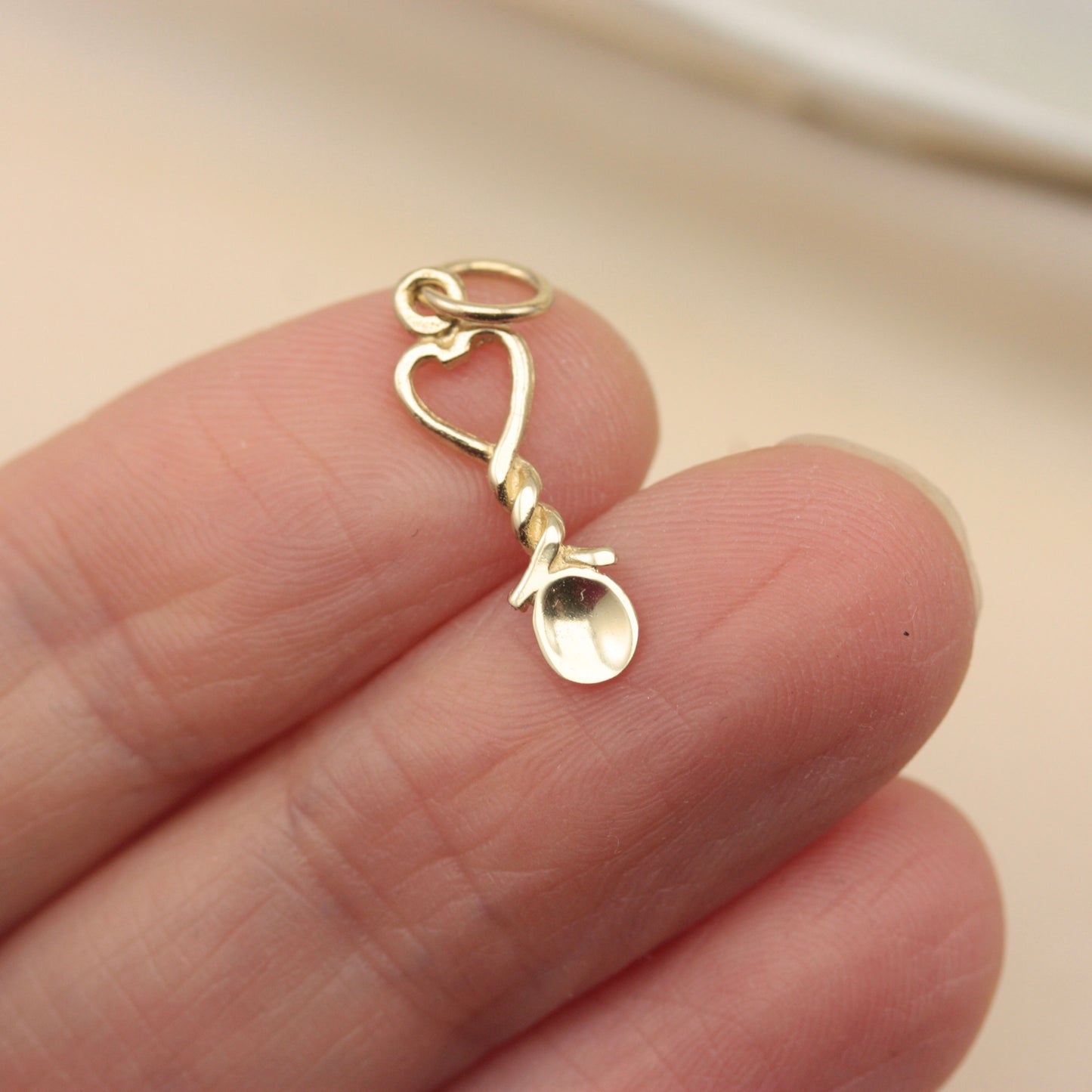 Pre-owned 9ct Gold Welsh Love Spoon Charm