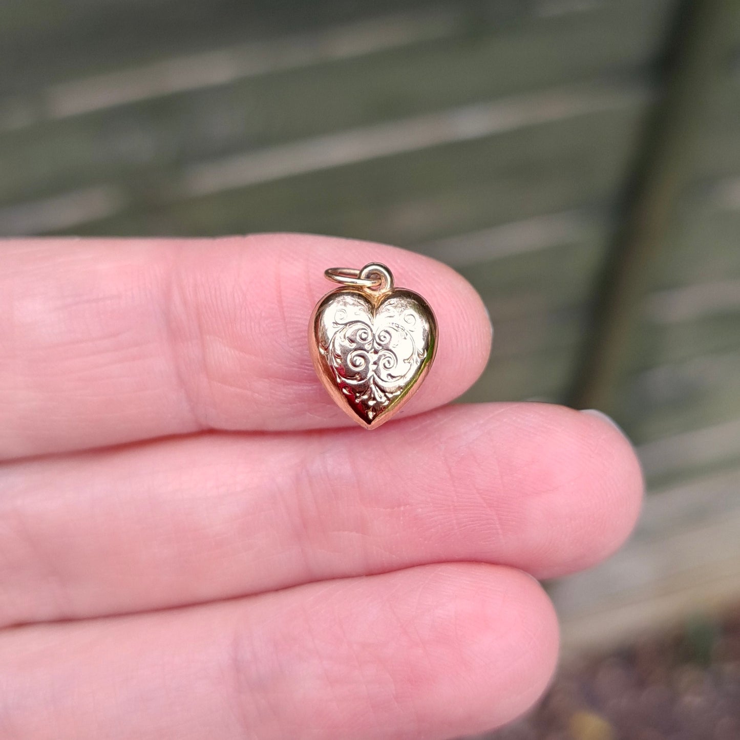 Vintage 1960s 9ct Gold Engraved Puffy Heart Charm, 1962