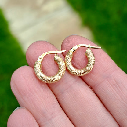 Pre-owned Small Textured 9ct Italian Gold Hoop Earrings