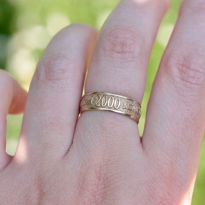 Vintage 9ct Gold Millennium Year 2000 Ring