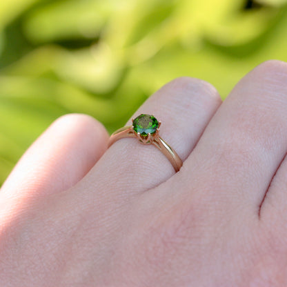 Pre-owned 9ct Gold Chrome Diopside Solitaire Ring