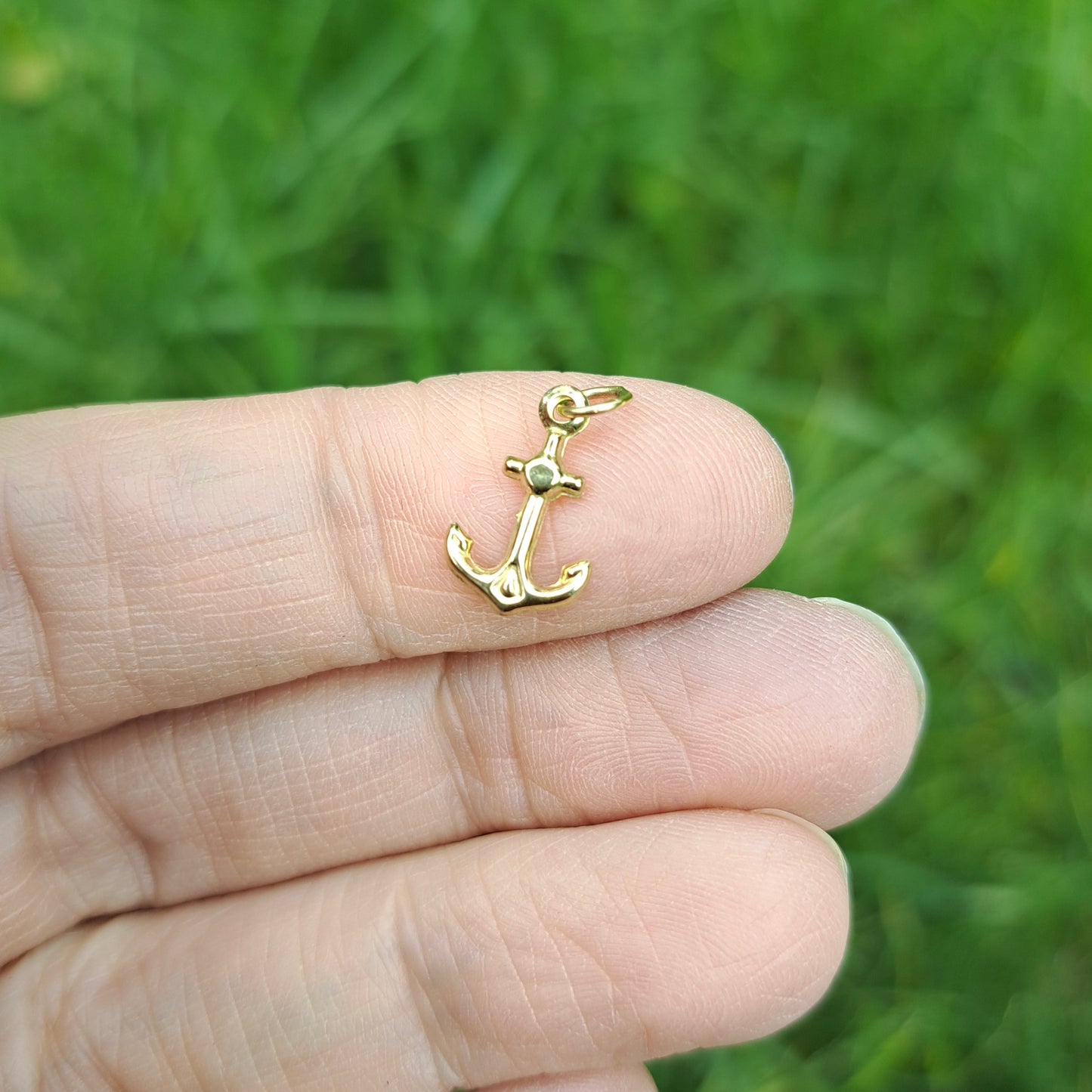 Vintage 9ct Gold Tiny Anchor Charm