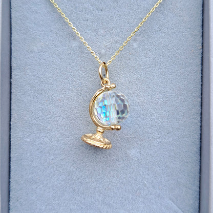 Vintage 9ct Gold Aurora Borealis Spinning Globe Charm