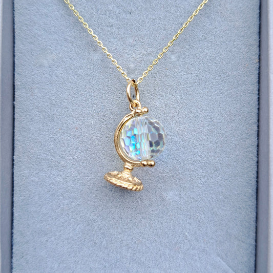 Vintage 9ct Gold Aurora Borealis Spinning Globe Charm