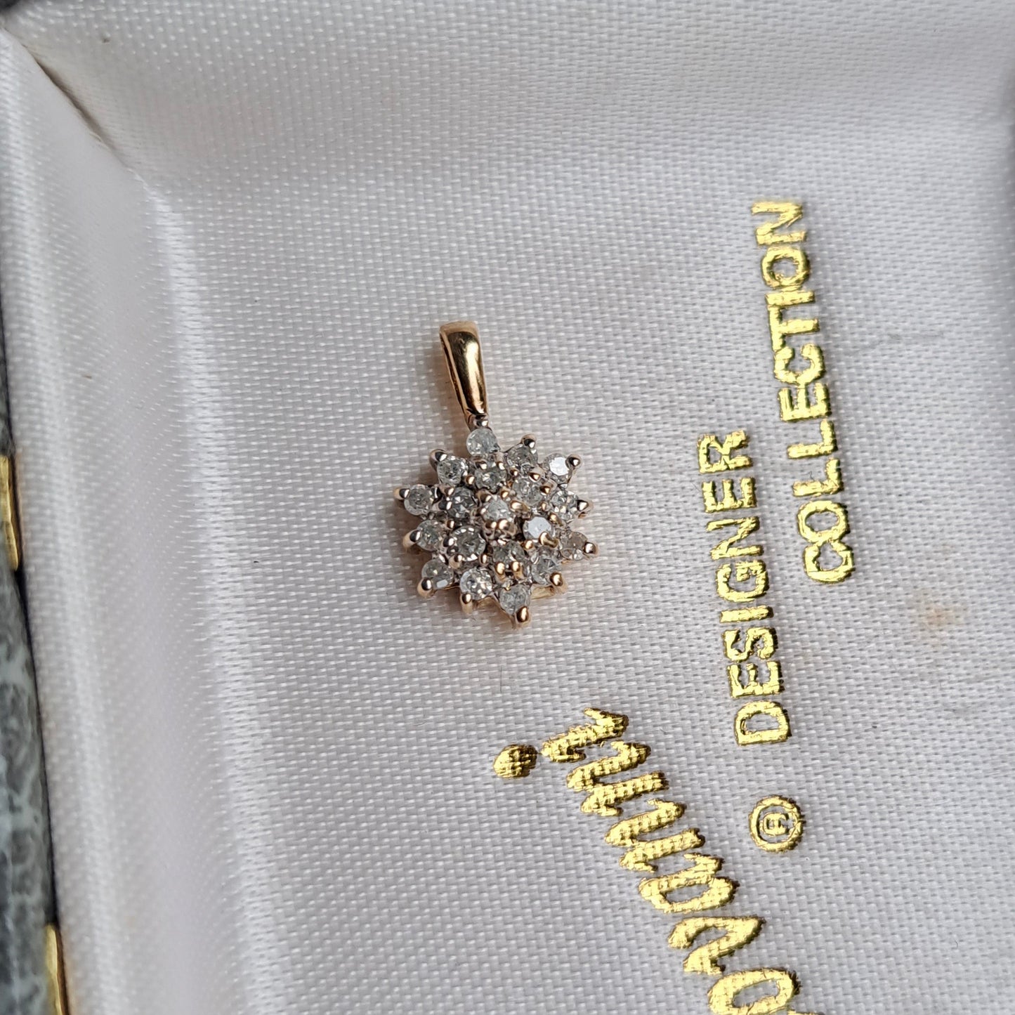 Late Vintage 9ct Gold and Diamond Cluster Pendant