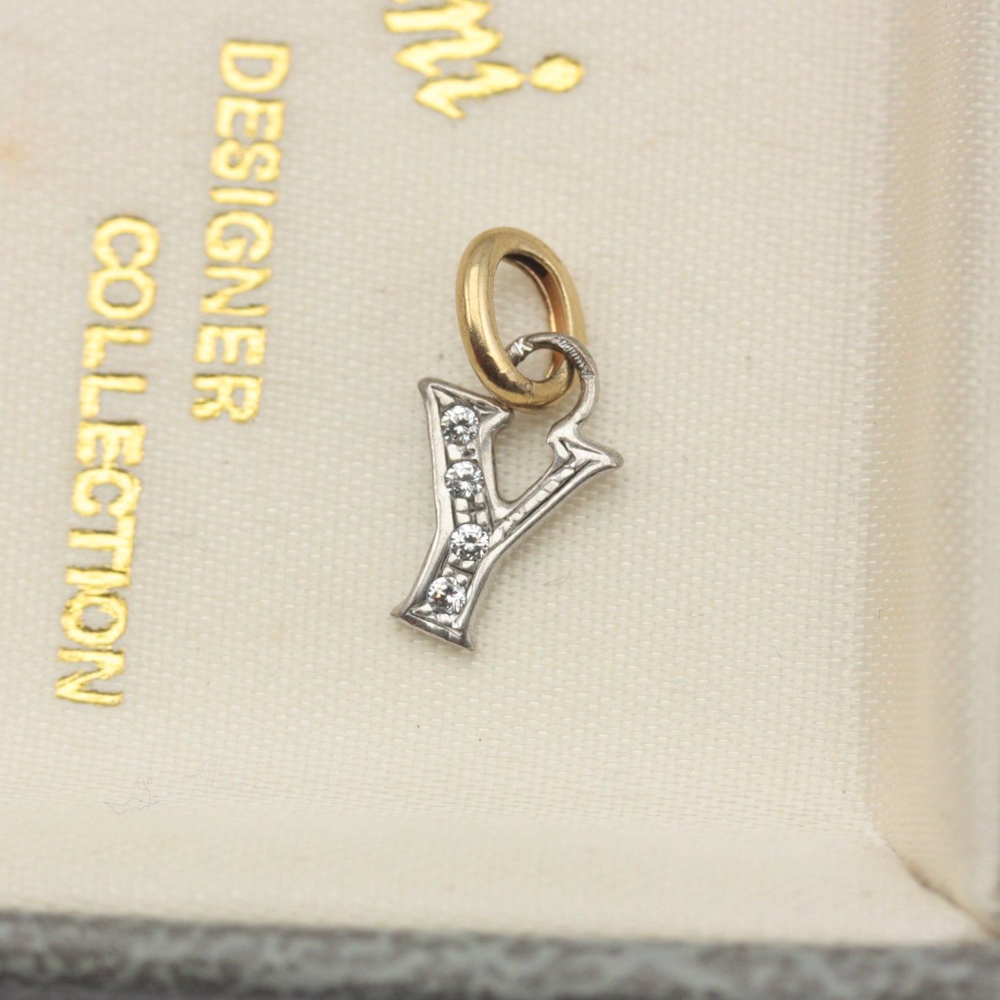 Pre-owned 9ct Yellow and White Gold Letter Y Pendant with Cubic Zirconia