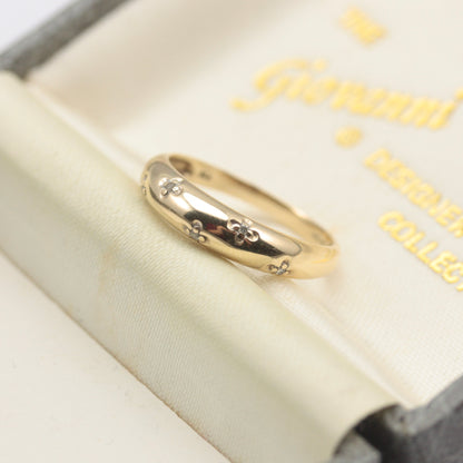 Pre-owned 9ct Gold and Diamond Domed Clover Ring