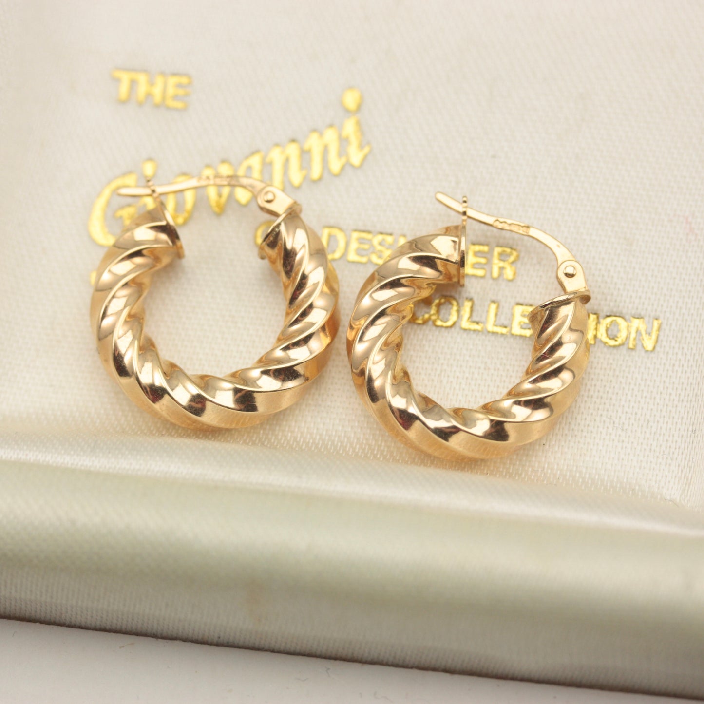 Pre-owned 9ct Yellow Gold Small Chunky Twist Hoop Earrings