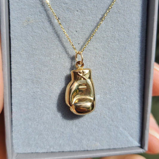 Vintage 9ct Gold Boxing Glove Charm