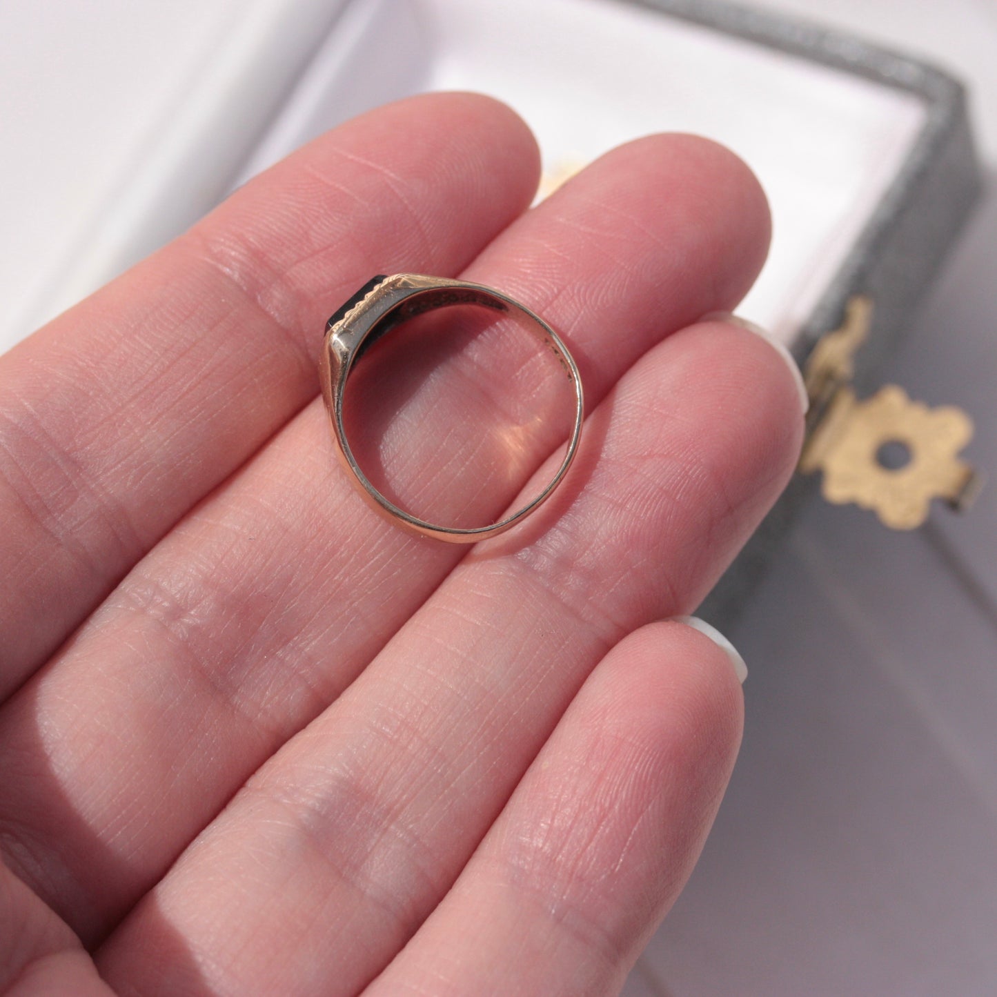 Vintage 9ct Gold and Onyx Signet Ring, 1985